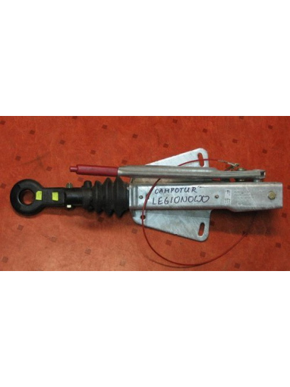 Urządzenie najazdowe 2600 kg v 251s din fi40 - Alko