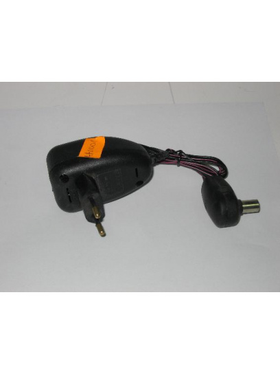 Zasilacz antenowy zs/12 na wtyk 220v