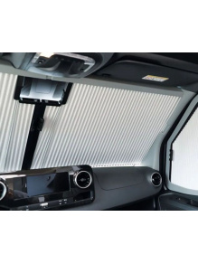 Roleta zaciemniająca REMIfront IV na przednią szybę Mercedes Sprinter 2019-2024 duży czujnik deszczu - Remis