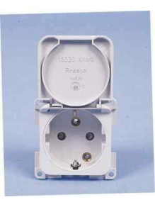 Gniazdo 230V wpuszczane z klapką 60x60 mm - Fawo