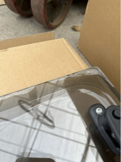 OUTLET - Szyba do okna uchylnego S4 700x500 + podnośniki + klamka - Dometic