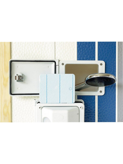 OUTLET - Zamykana klapa z izolacją zimową - Reich